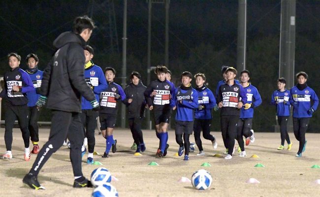 スカイアース広島入り、長野監督ＪＦＬ昇格に向けて「万全」サッカー全国地域ＣＬ１次Ｒ