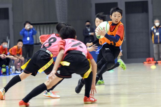 音更ＢＣ＋快勝Ｖ、幕別札内ＳＣ　ＫＵＷＡＩ準優勝　タグラグビー小学生選手権十勝予選