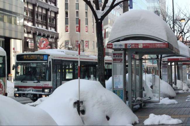【写真】札幌圏の降雪でJR特急全て運休 バス満席など十勝でも影響