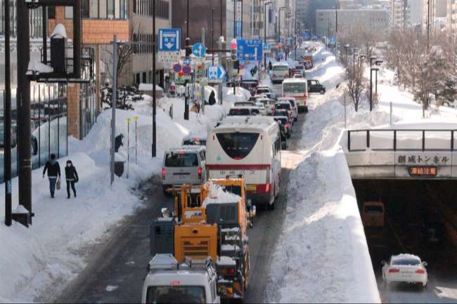 【写真】札幌圏の降雪でJR特急全て運休 バス満席など十勝でも影響