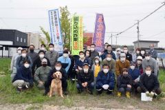 ３年ぶりに清掃活動を行った参加者