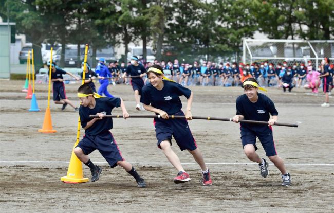 【写真】市内中学校で体育祭 3年ぶり全校生徒集い