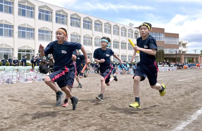【写真】市内中学校で体育祭 3年ぶり全校生徒集い