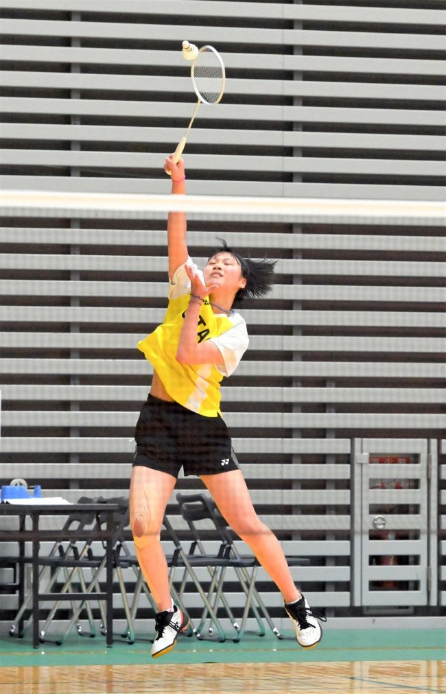 【写真】帯大谷女子北北海道9年ぶりVインターハイへ、男子は準優勝 帯柏葉3位 道高体連バドミントン