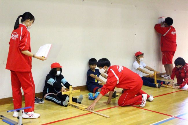 上士幌中学校と上士幌小学校が合同で体力測定