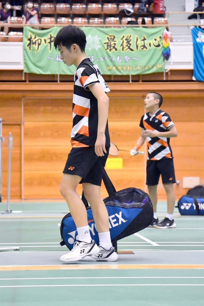 【写真】銀メダルにも連覇逃し悔しさ 澤田(明星小出)主将の埼玉栄準V 全国中学バドミントン