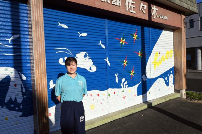 商店街に彩りを　広尾でシャッターアート