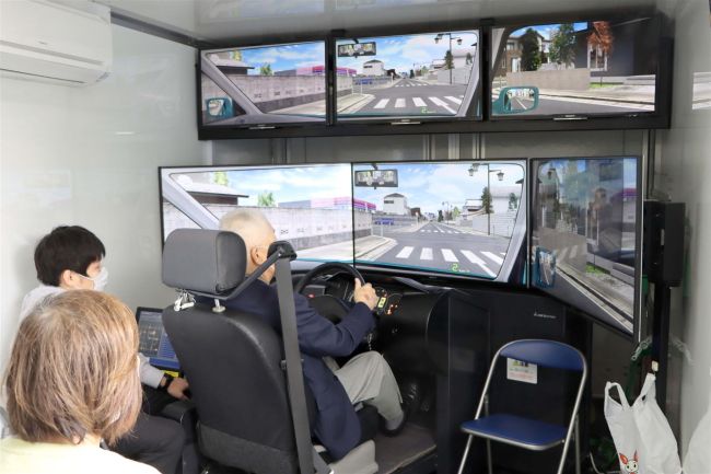 交通安全教室で高齢者が講話やサポカー体験　上士幌