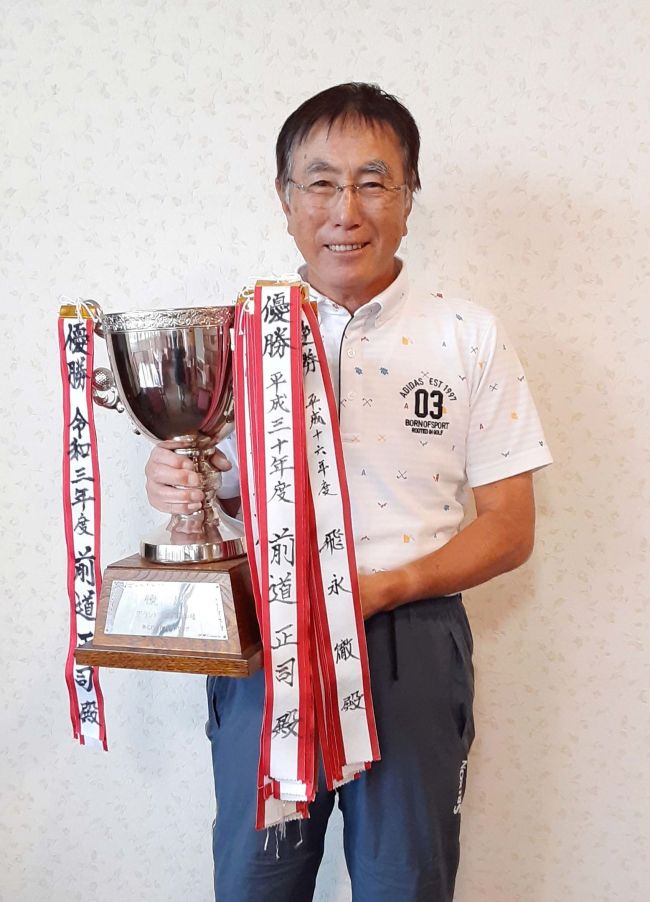 前道２年連続４度目Ｖ、２冠達成　帯広白樺ＣＣグランドシニア選手権