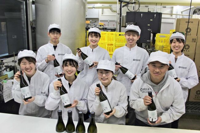 学生の酒「碧雲」完成　限定３６００本　１１日から販売