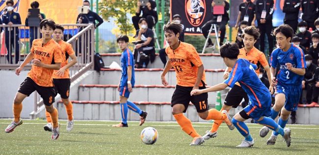 【写真】帯北前半好機先制も失点で失速、高校サッカー選手権道大会1回戦で無念の敗退