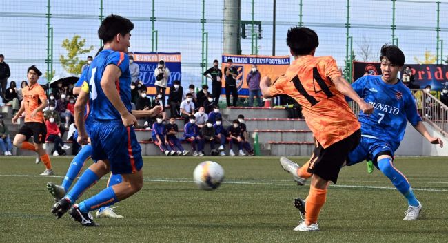 【写真】帯北前半好機先制も失点で失速、高校サッカー選手権道大会1回戦で無念の敗退