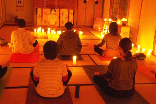 浦幌　乳がんのお話とヨガ　１０人が学ぶ