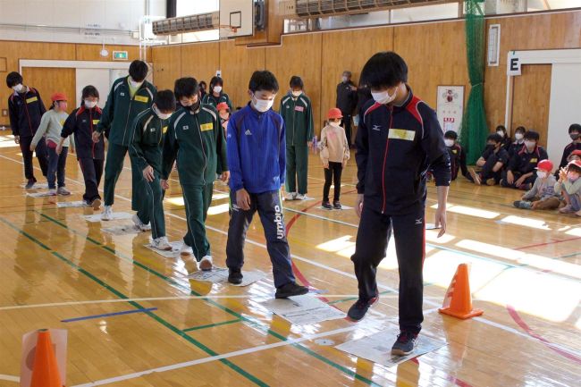 【写真】小中高校生がフェスティバル通じて交流　上士幌