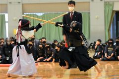 音更柳町、小学低学年、中学女子２連覇　東北海道少年剣道音更大会