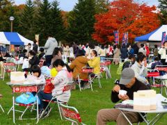 更別村で大収穫祭　食とイベントに満喫