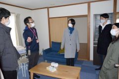 池田で「スタディツアー」　１３人が来町