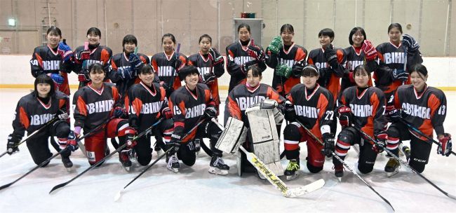 帯広選抜８年ぶり頂点へ闘志、全道中学女子アイスホッケー