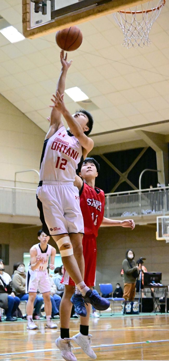 【写真】白樺学園女子2年ぶり頂点、男子は帯大谷連覇 高体連十勝支部バスケットボール新人大会