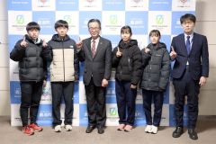 全中スケートへ抱負　鹿追の選手４人