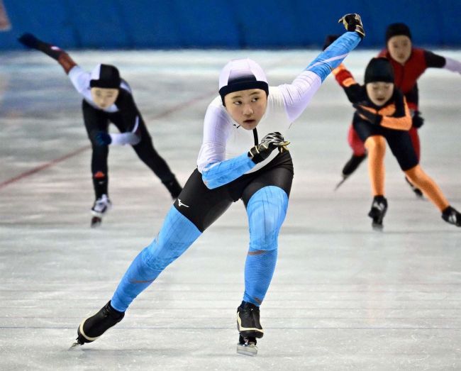【写真】4年男子の黒坂大会新 全十勝児童スケート選手権