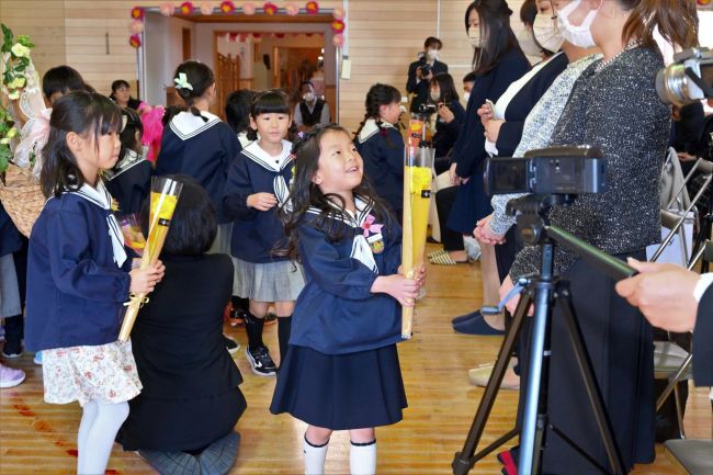 【写真】園児がマスクなしの笑顔　十勝の幼稚園や保育園で卒園シーズン