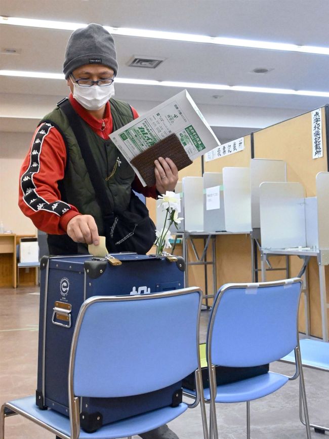 【写真】知事選の期日前投票　始まる