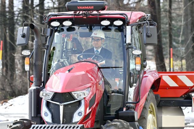 【写真】更別の取り組み評価 河野デジタル相が視察