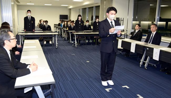 【写真】中村(札内中出)、福島(共栄中出)ら4選手入校「国際大会でメダル獲得を」 スピードスケートエリートアカデミー第3期生