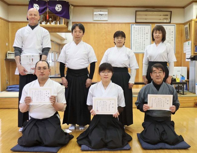 高橋美香が初優勝　全十勝弓道音更大会