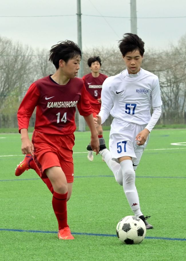 【写真】帯南町ＰＫ戦制しＶ、上士幌・士幌準優勝　全十勝中体連春季サッカー大会