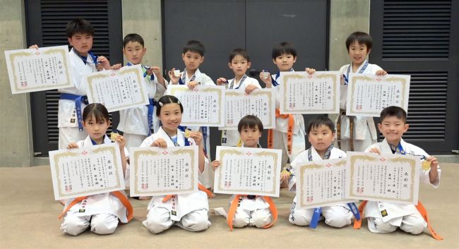 十勝勢活躍、鈴木道場と葵塾の５人優勝　北海道オープントーナメント空手道選手権大会