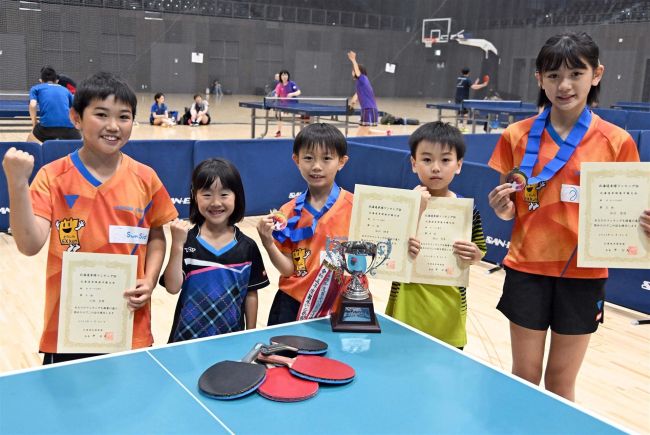 谷沿快バンビ制す　５人が全日本へ　団体スマイル女子は北日本出場　卓球全農杯ホープス・カブ・バンビの部