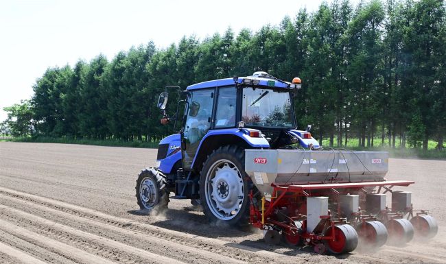 最新技術で「ひまわり畑迷路」作るぞ！　更別農業高　企業や農チューバーとコラボ