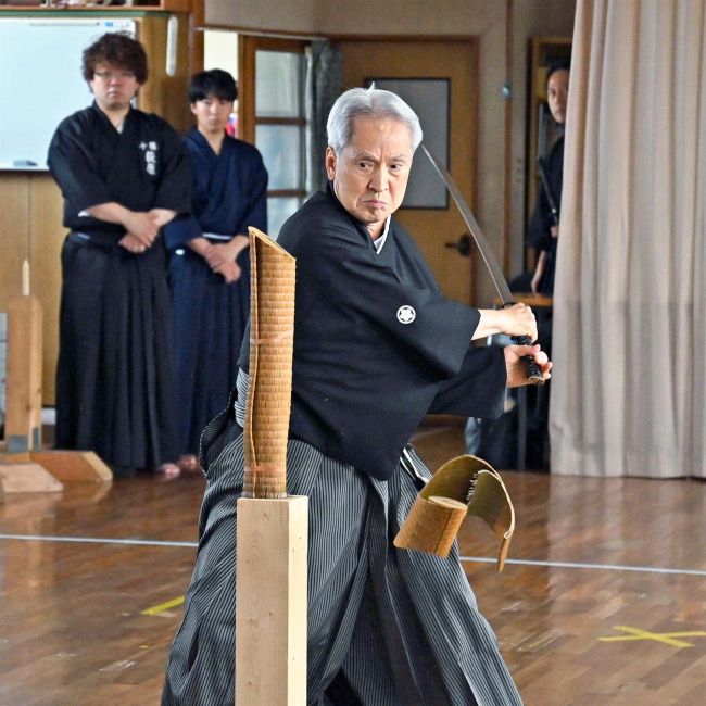 一刀両断、日本抜刀道連盟講習会十勝で初開催