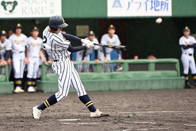 白樺学園初戦コールド圧勝、１４―１北見柏陽　夏の高校野球北北海道大会１回戦