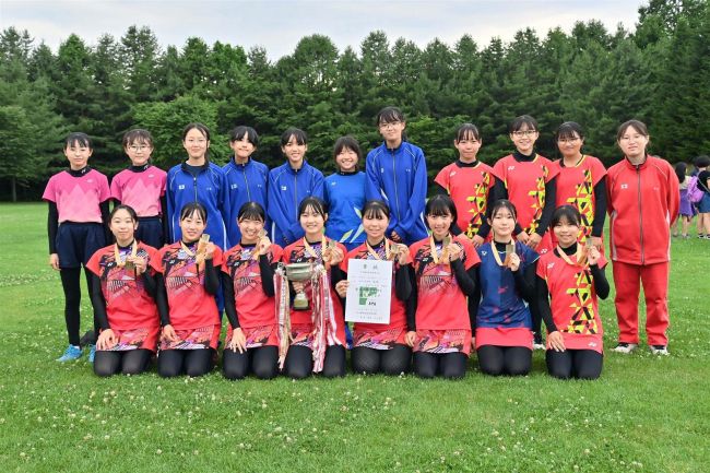 芽室が女子団体３連覇　男子は札内初Ｖ　全十勝中体連ソフトテニス
