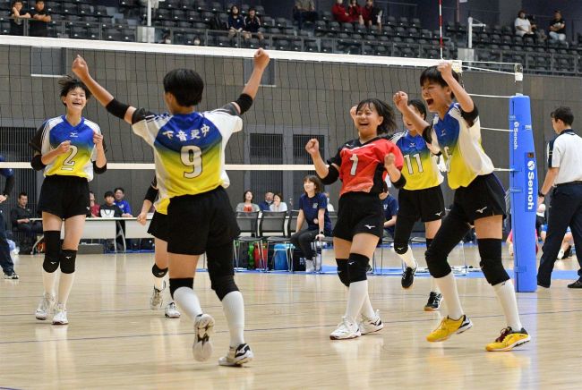 下音更女子連覇、男子も芽室Ｖ２　全十勝中体連夏季バレーボール