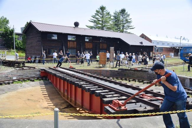 りくべつ鉄道まつり　好天に恵まれ大勢の来場者　４年ぶりのイベント楽しむ