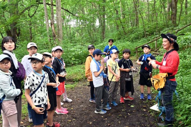 日高山脈の魅力学ぶ　芽室新嵐山でキッズプログラム