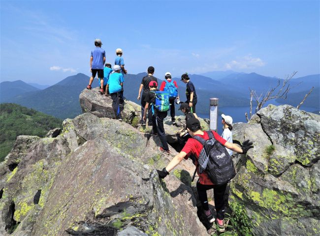 親子で登山デビュー　お勧めの山や注意点は？