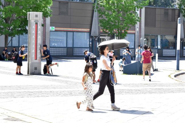 熱中症で１５人搬送　池田３４．６度、帯広３４．４度