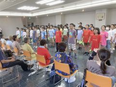 ４年ぶり東京っ子来町　早起きにコンブ干し広尾に児童６４人ホームステイ 2