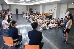 ４年ぶり東京っ子来町　早起きにコンブ干し広尾に児童６４人ホームステイ 5
