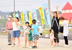 南極観測船「しらせ」が十勝港出発、盛況だった一般公開　広尾 7