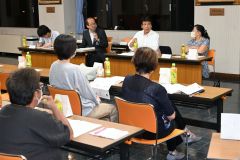 「ごみ収集日増やして」　町内会女性部が町長と懇談　広尾 2