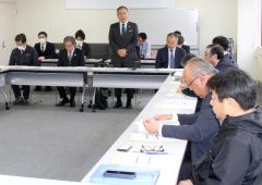 高速道開通後を見据えた取り組みについて、意見交換などを行った「まちづくりネットワーク会議」