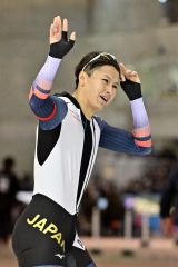 男子５００メートル２回目５位の村上右磨（金野和彦撮影）