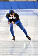 【男子１万メートル】フィニッシュする遠藤二千翔（恵那市体育連盟）