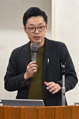 道内初の取り組み「鍵預かりサービス事業」などを解説する坂本課長